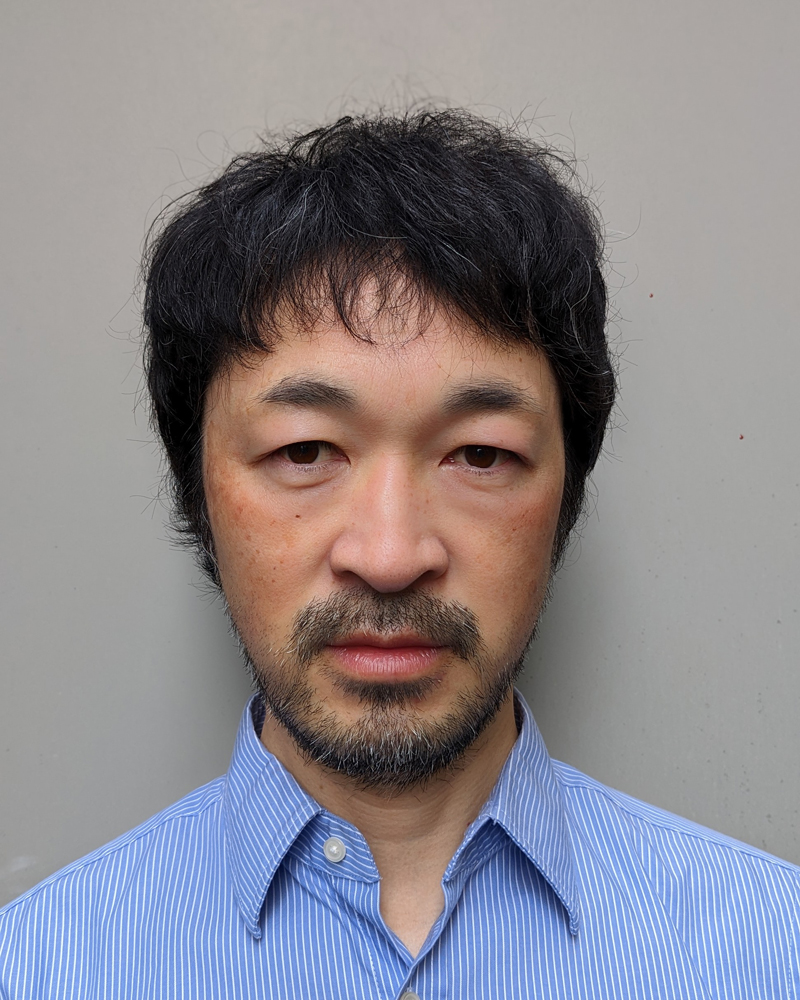 男性の正面写真